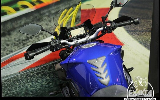 Gebrauchtmotorrad Yamaha MT-10 - Bild 9