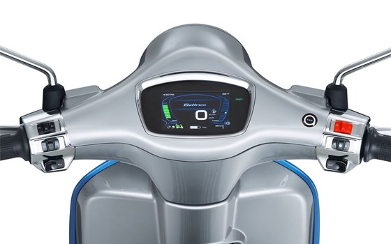 Gebrauchtmotorrad Vespa Elettrica 70 km/h - Bild 9 Gebrauchtmotorrad Vespa Elettrica 70 km/h - Bild 9