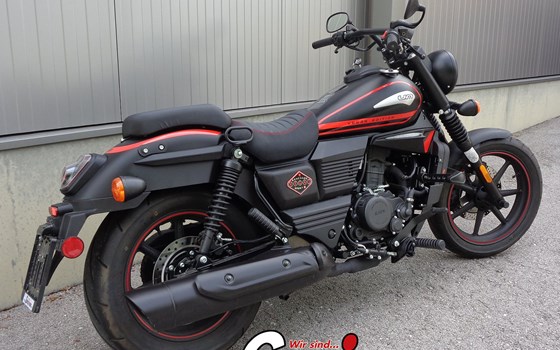 Gebrauchtmotorrad United Motors UM Renegade Commando Vegas 125 - Bild 3