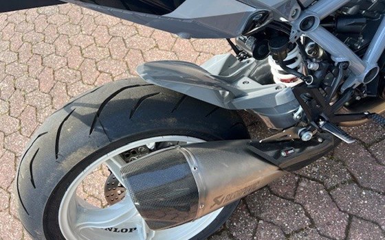 Gebrauchtmotorrad KTM 1290 Super Duke R - Bild 6