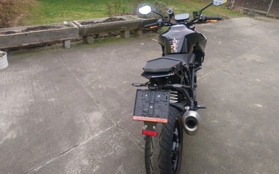 Gebrauchtmotorrad KTM 1290 Super Duke R - Bild 4 Gebrauchtmotorrad KTM 1290 Super Duke R - Bild 4