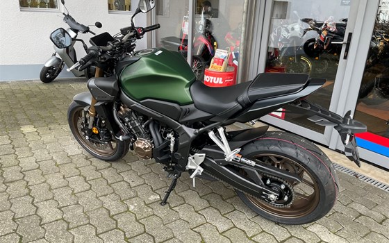 Neufahrzeug Honda CB650R E-Clutch - Bild 6