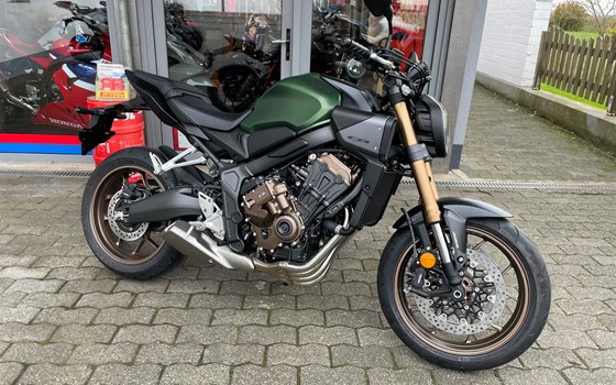 Neufahrzeug Honda CB650R E-Clutch - Bild 1