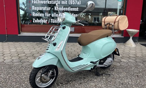 Vespa Primavera 125