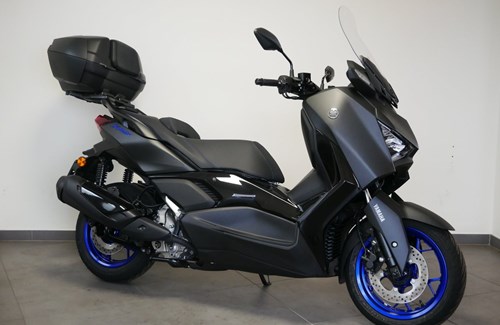 Neumotorrad Yamaha XMAX 300