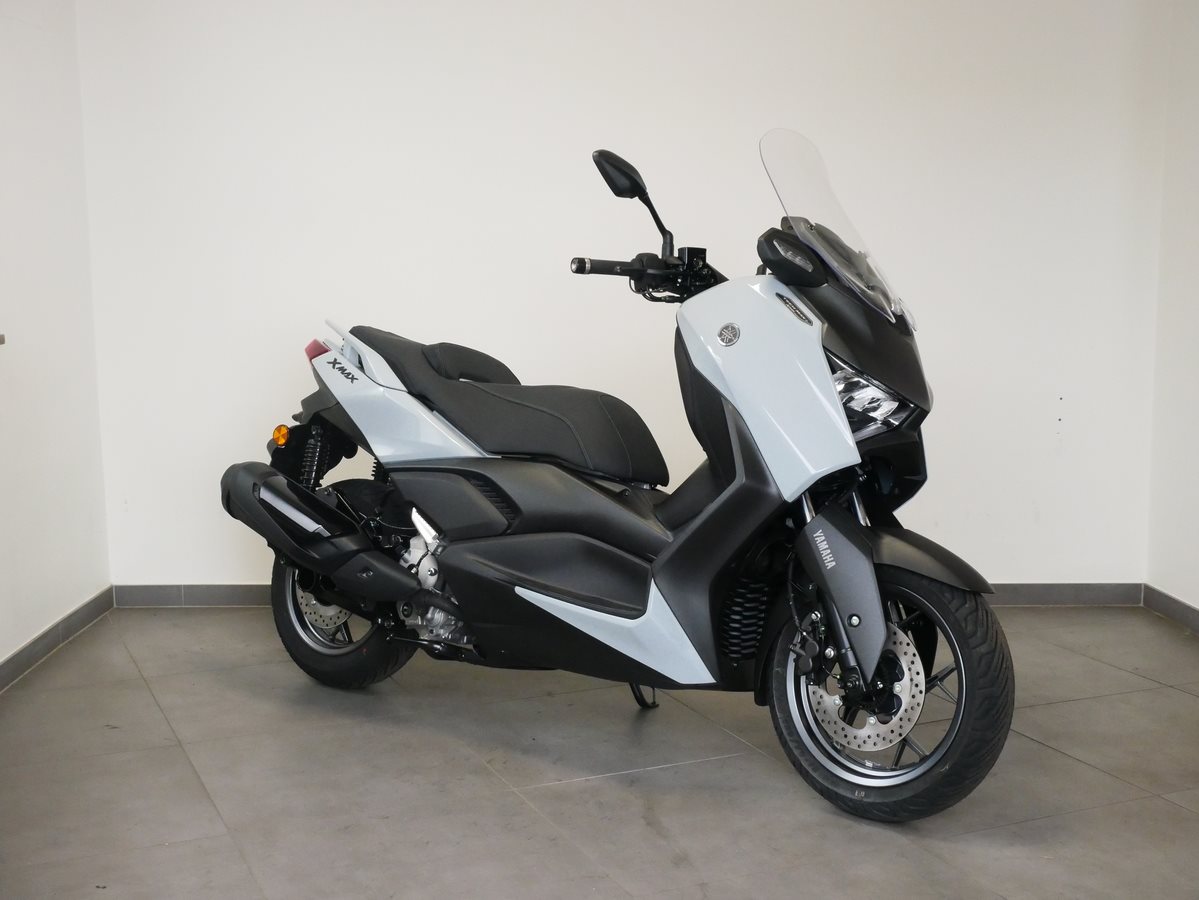 Yamaha XMAX 300 Tech MAX+