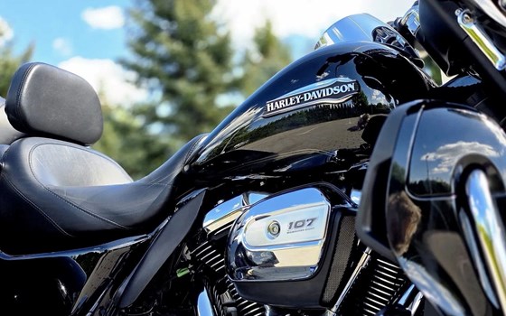 Gebrauchtmotorrad Harley-Davidson Tri Glide Ultra Classic FLHTCUTG - Bild 4