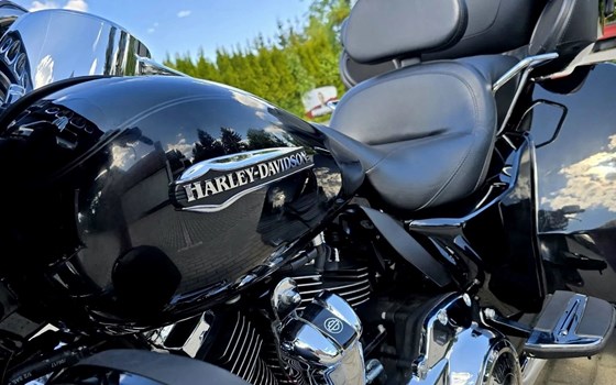 Gebrauchtmotorrad Harley-Davidson Tri Glide Ultra Classic FLHTCUTG - Bild 6