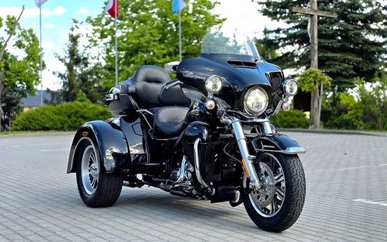 Gebrauchtmotorrad Harley-Davidson Tri Glide Ultra Classic FLHTCUTG - Bild 7