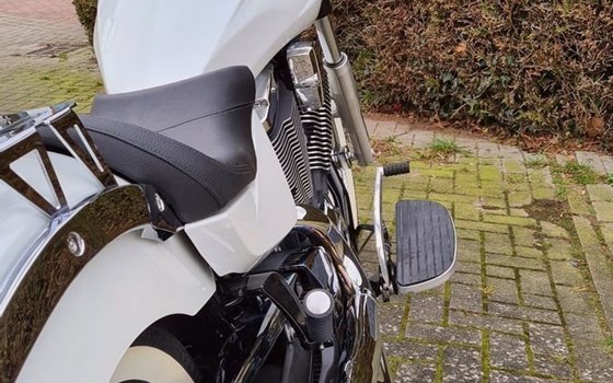 Gebrauchtmotorrad Victory Boardwalk - Bild 7