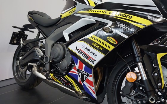 Neufahrzeug Triumph Daytona 660 - Bild 11