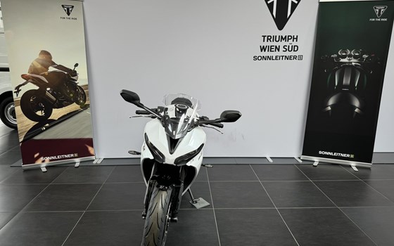 Neufahrzeug Triumph Daytona 660 - Bild 3