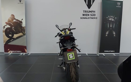 Neufahrzeug Triumph Daytona 660 - Bild 4