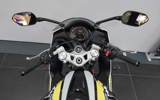 Neufahrzeug Triumph Daytona 660 - Bild 8