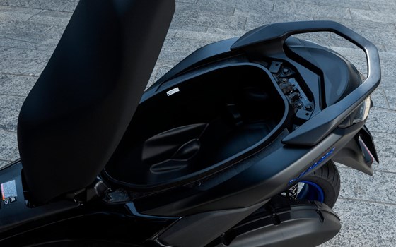 Neufahrzeug Yamaha NMAX 125 - Bild 13 Neufahrzeug Yamaha NMAX 125 - Bild 13