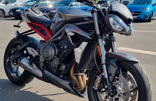 Gebrauchtmotorrad Triumph Street Triple RS
