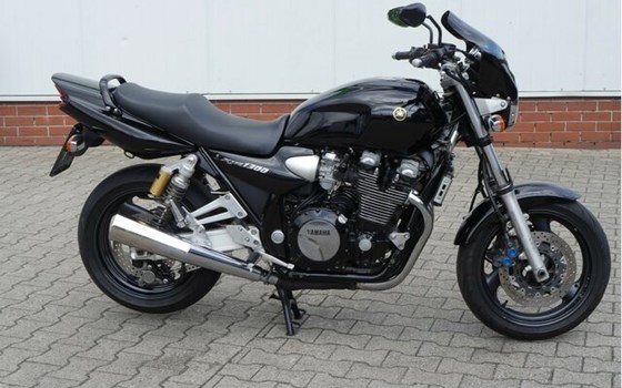 Gebrauchtmotorrad Yamaha XJR 1300 - Bild 3