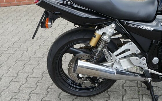 Gebrauchtmotorrad Yamaha XJR 1300 - Bild 7