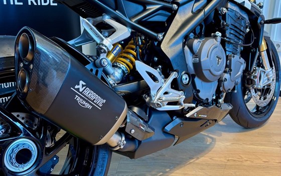 Neufahrzeug Triumph Speed Triple 1200 RX - Bild 4