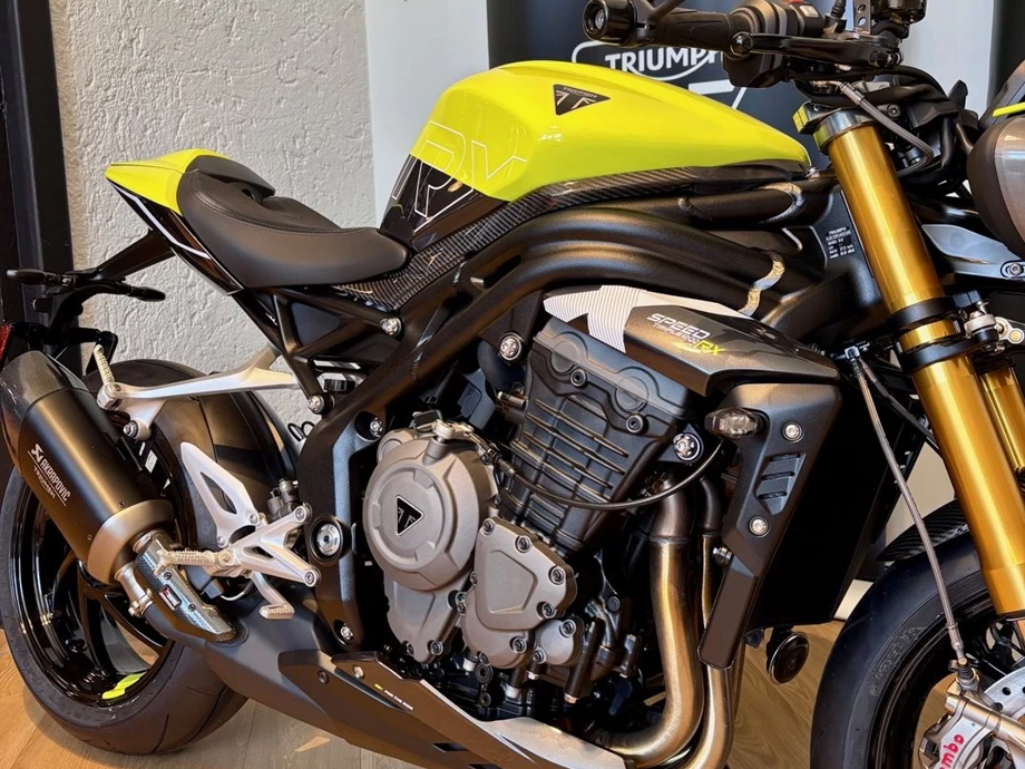 Angebot Triumph Speed Triple 1200 RX Bild 9: Angebot Triumph Speed Triple 1200 RX