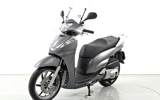 Motorrad Occasion Honda SH300i - Bild 3