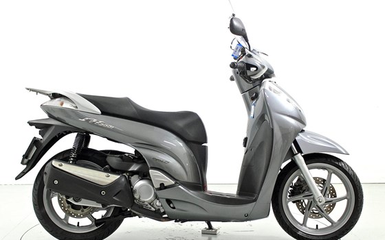 Motorrad Occasion Honda SH300i - Bild 4