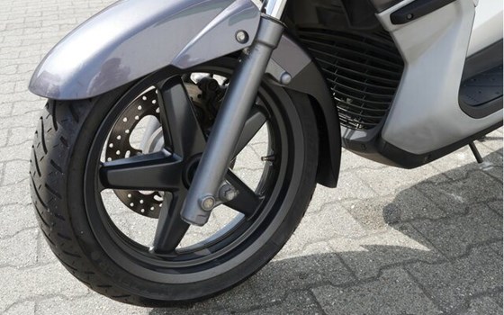 Gebrauchtmotorrad Yamaha XMAX 125 - Bild 10