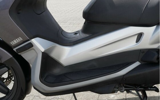Gebrauchtmotorrad Yamaha XMAX 125 - Bild 11