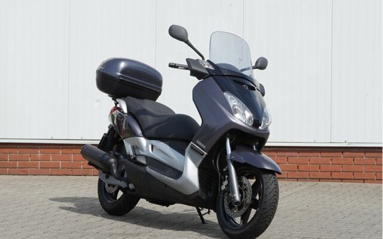 Gebrauchtmotorrad Yamaha XMAX 125 - Bild 2