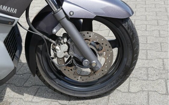 Gebrauchtmotorrad Yamaha XMAX 125 - Bild 4