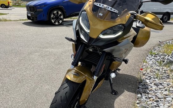 Motorrad Occasion BMW F 900 XR - Bild 9