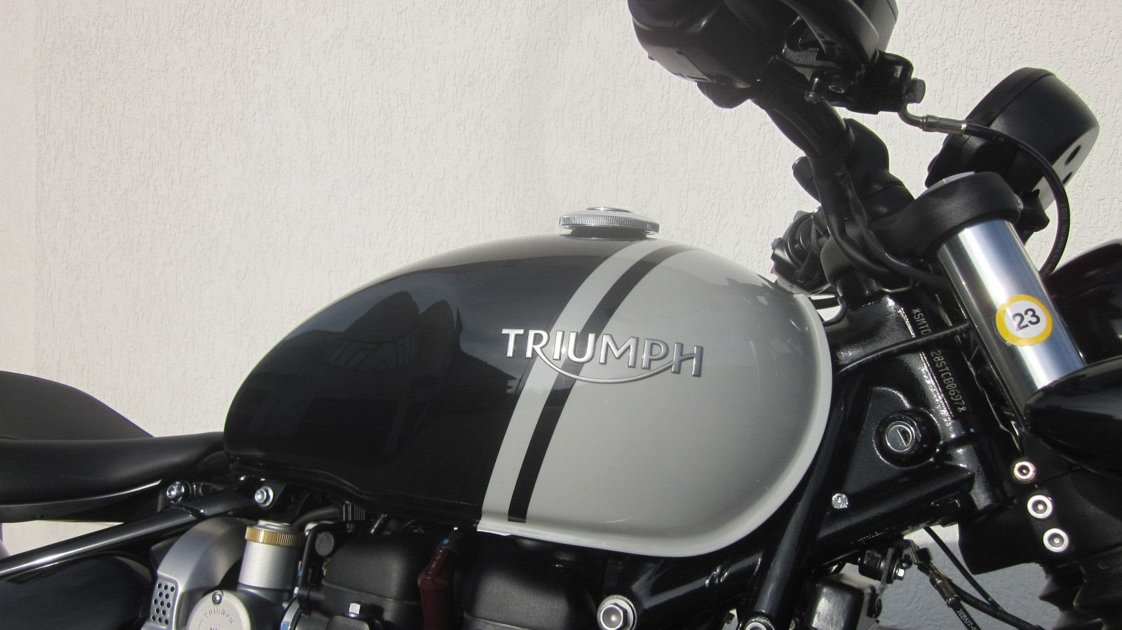 Triumph Bonneville Bobber