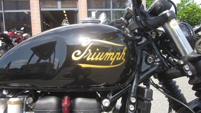 Bonneville Bobber