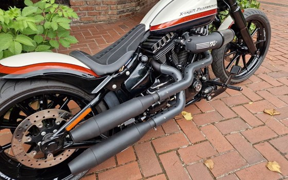 Gebrauchtmotorrad Harley-Davidson Softail Breakout FXBR - Bild 10