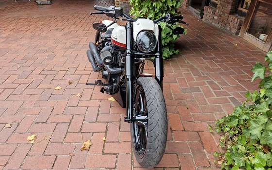 Gebrauchtmotorrad Harley-Davidson Softail Breakout FXBR - Bild 11