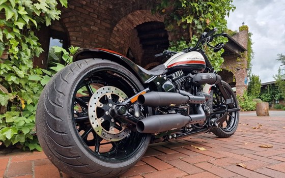 Gebrauchtmotorrad Harley-Davidson Softail Breakout FXBR - Bild 20