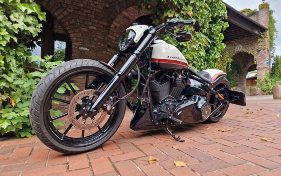 Gebrauchtmotorrad Harley-Davidson Softail Breakout FXBR - Bild 6