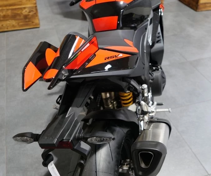 Angebot Aprilia RSV4 1100 Factory Bild 8: Angebot Aprilia RSV4 1100 Factory