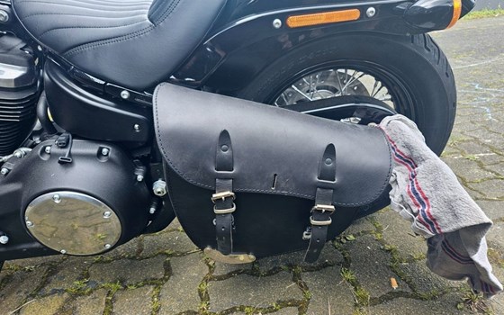 Gebrauchtmotorrad Harley-Davidson Softail Street Bob FXBB - Bild 5