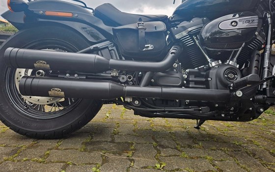 Gebrauchtmotorrad Harley-Davidson Softail Street Bob FXBB - Bild 7
