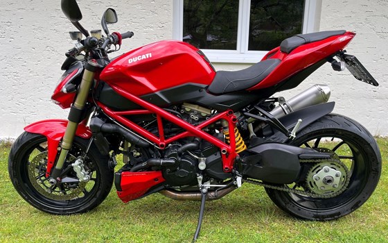 Gebrauchtmotorrad Ducati Streetfighter 848 - Bild 1