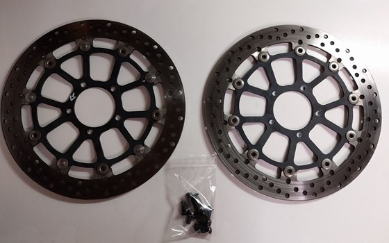 Gebrauchtmotorrad Ducati Streetfighter 848 - Bild 10 Gebrauchtmotorrad Ducati Streetfighter 848 - Bild 10