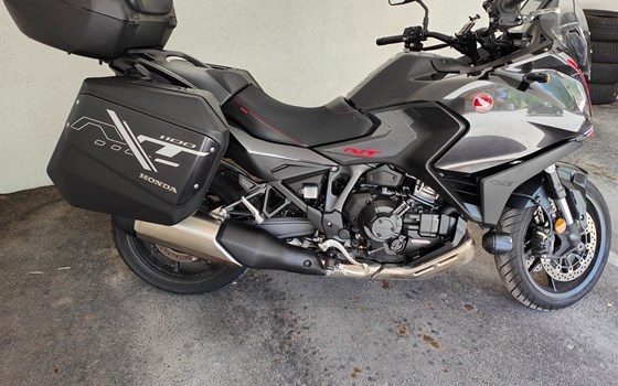 Gebrauchtmotorrad Honda NT1100 DCT - Bild 6