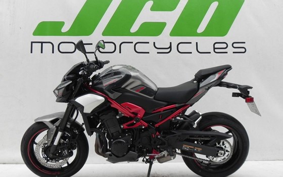 Gebrauchtmotorrad Kawasaki Z900 - Bild 1