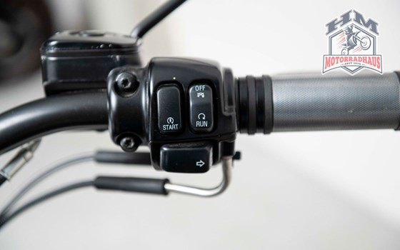 Gebrauchtmotorrad Harley-Davidson Softail Night Train FXSTB - Bild 7