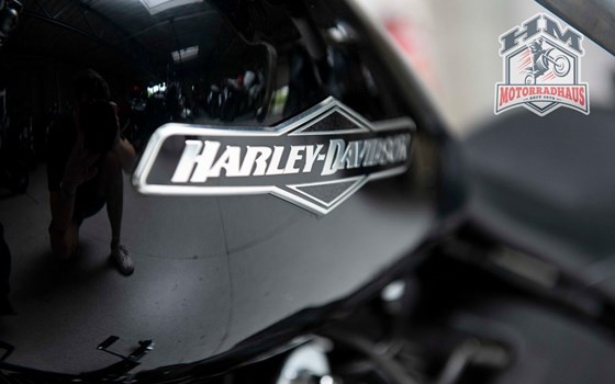 Gebrauchtmotorrad Harley-Davidson Softail Night Train FXSTB - Bild 9