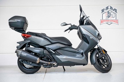 Yamaha XMAX 400