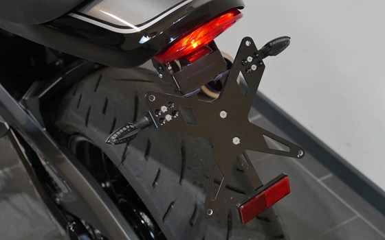 Gebrauchtmotorrad Kawasaki Z900 RS - Bild 10