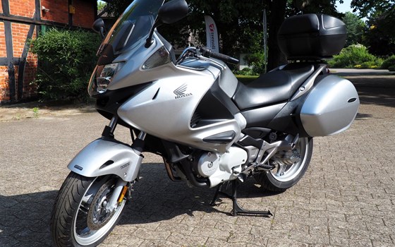 Gebrauchtmotorrad Honda NT700V Deauville - Bild 1