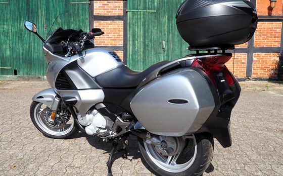 Gebrauchtmotorrad Honda NT700V Deauville - Bild 3